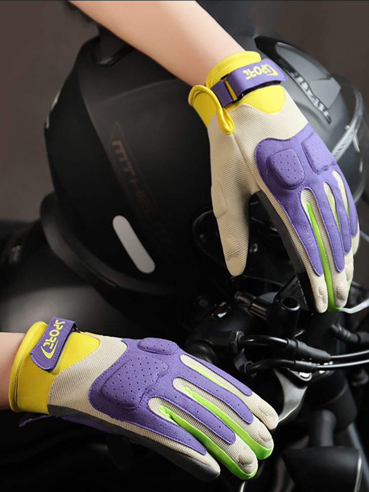 Guanti da moto da donna estivi - Motorcycle Gear Fox recensione e prezzo